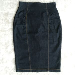 Bisou Bisou Pleated Denim Jean Skirt 6 Dark Wash Blue